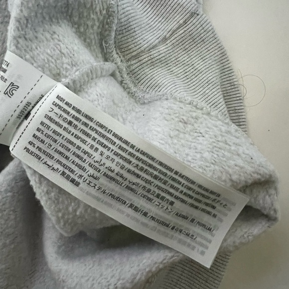 Hollister Women’s Super Soft Gray Hoodie - Picture 3 of 4